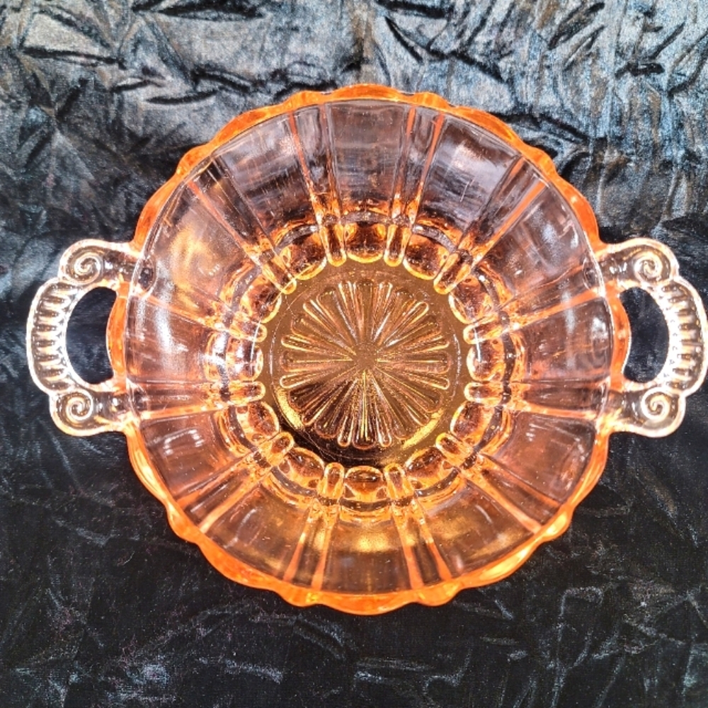 0780. Depression Glass from Anchor Hocking ~ Old Cafe Pink ~ Candy Dish ~Perfect